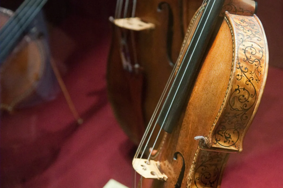The 'Ole Bull' Stradivarius violin